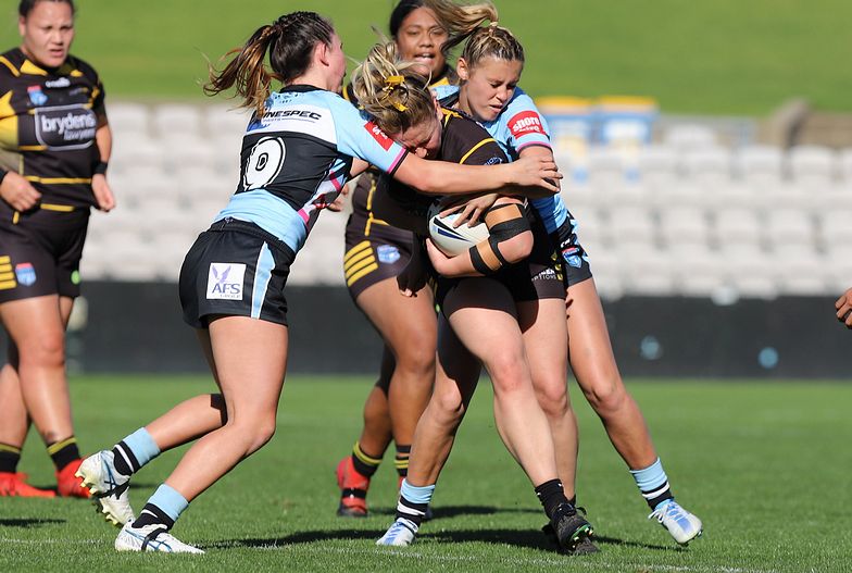 HNWP Semi Final Sharks v Mounties