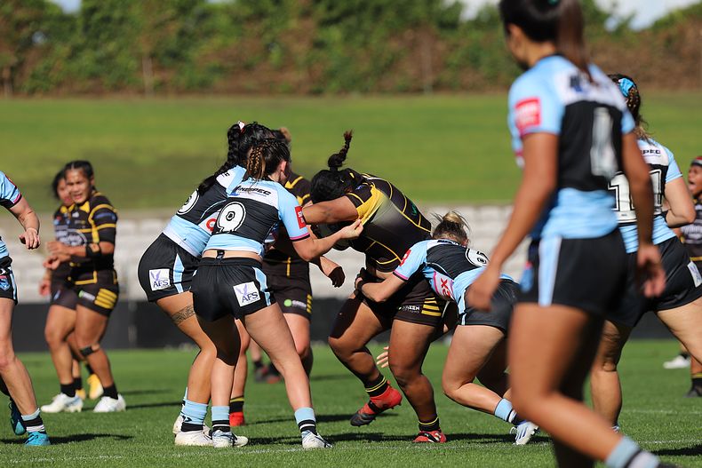 HNWP Semi Final Sharks v Mounties