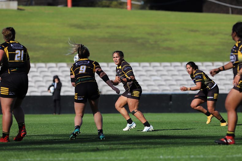 HNWP Semi Final Sharks v Mounties