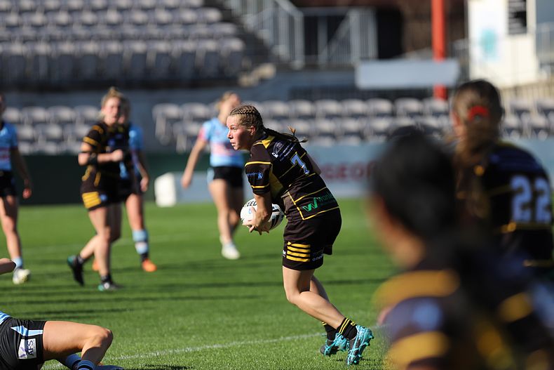 HNWP Semi Final Sharks v Mounties