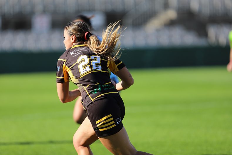 HNWP Semi Final Sharks v Mounties