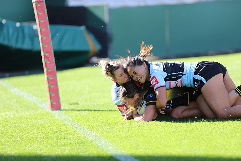 HNWP Semi Final Sharks v Mounties