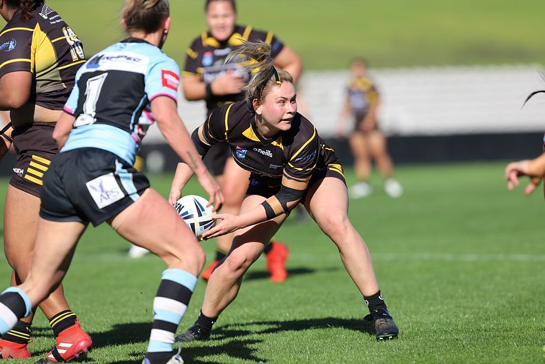 HNWP Semi Final Sharks v Mounties