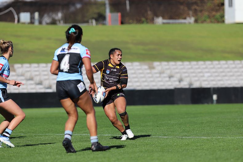 HNWP Semi Final Sharks v Mounties