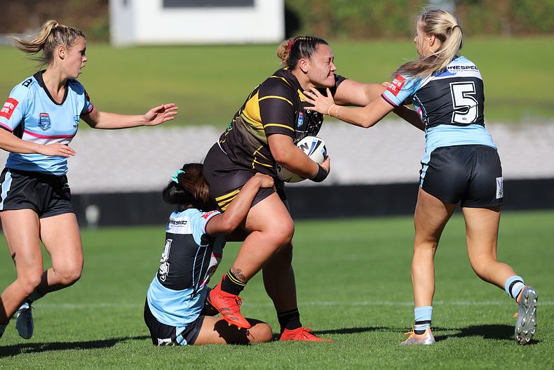 HNWP Semi Final Sharks v Mounties