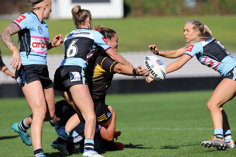 HNWP Semi Final Sharks v Mounties