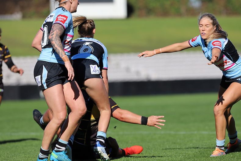 HNWP Semi Final Sharks v Mounties