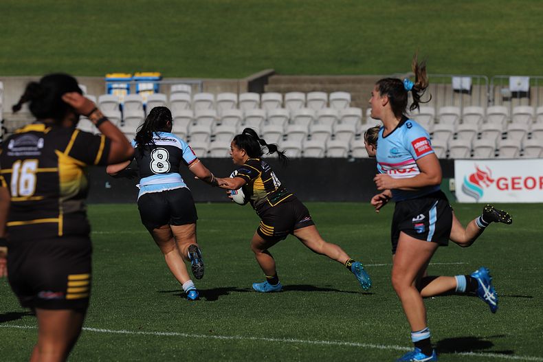 HNWP Semi Final Sharks v Mounties