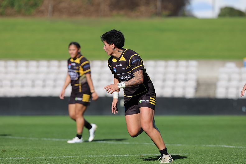 HNWP Semi Final Sharks v Mounties