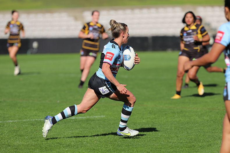 HNWP Semi Final Sharks v Mounties