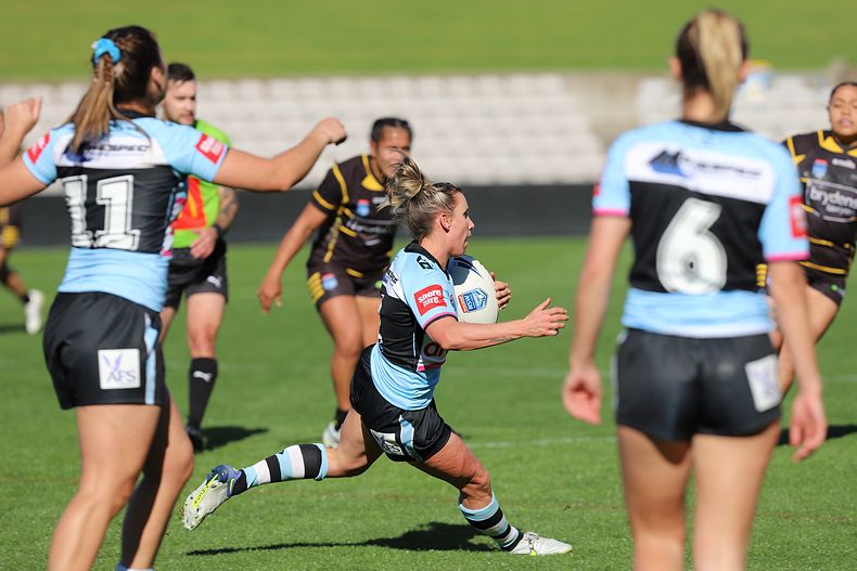 HNWP Semi Final Sharks v Mounties