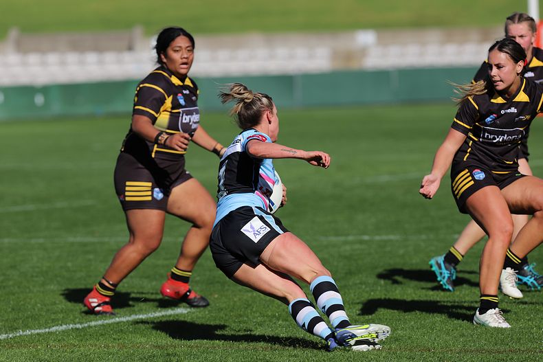 HNWP Semi Final Sharks v Mounties
