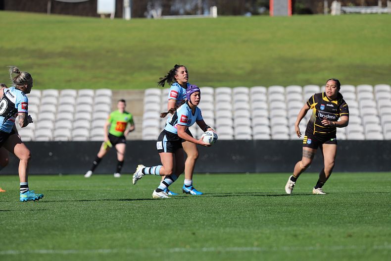 HNWP Semi Final Sharks v Mounties