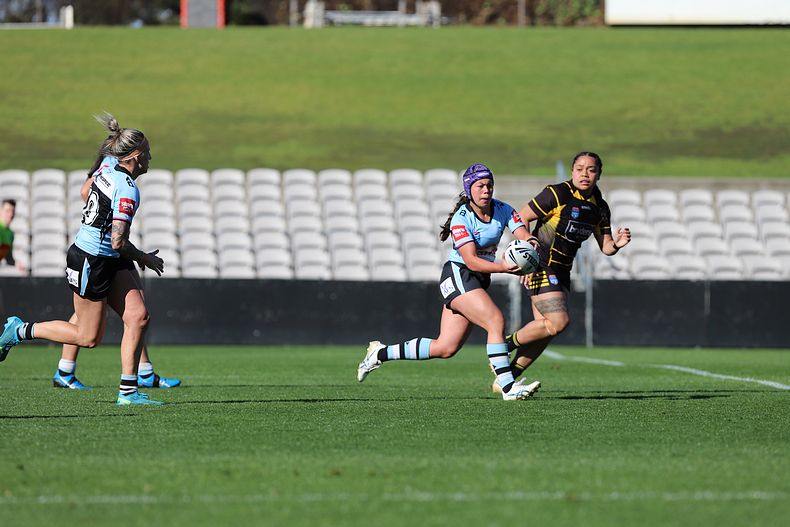 HNWP Semi Final Sharks v Mounties