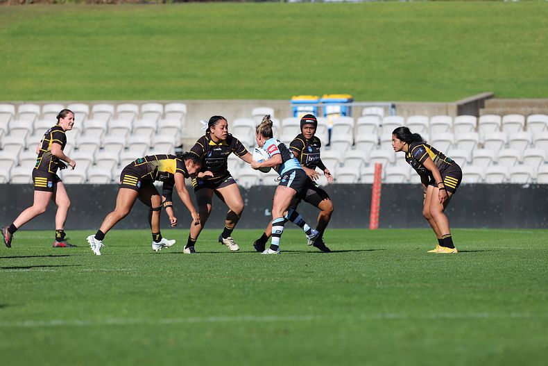 HNWP Semi Final Sharks v Mounties