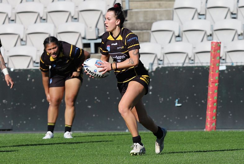 HNWP Semi Final Sharks v Mounties