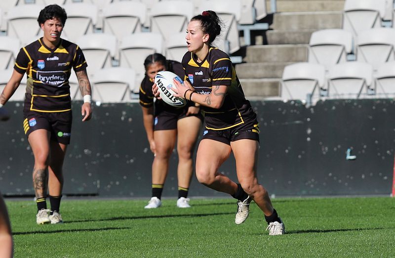HNWP Semi Final Sharks v Mounties