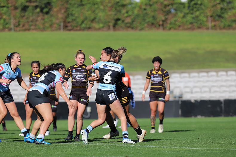 HNWP Semi Final Sharks v Mounties