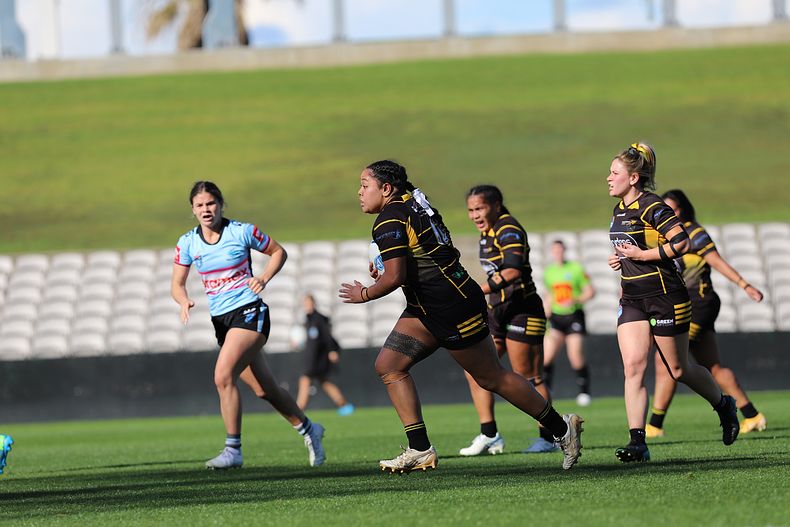 HNWP Semi Final Sharks v Mounties