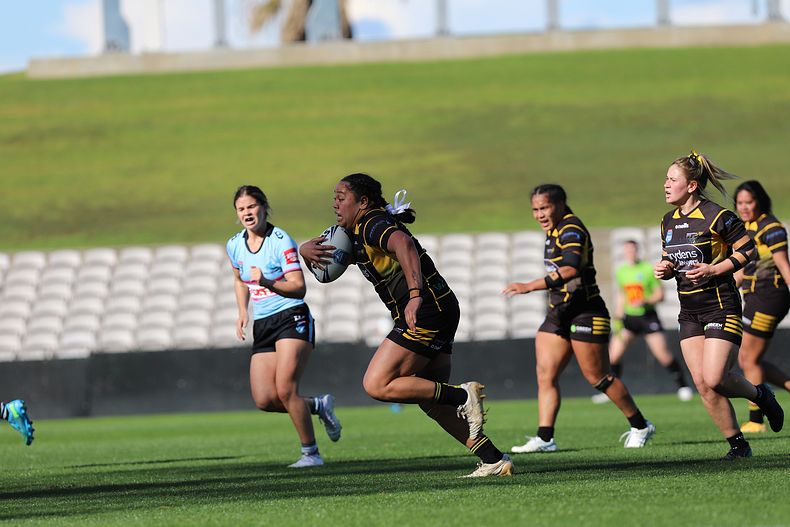 HNWP Semi Final Sharks v Mounties
