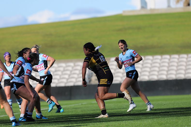 HNWP Semi Final Sharks v Mounties