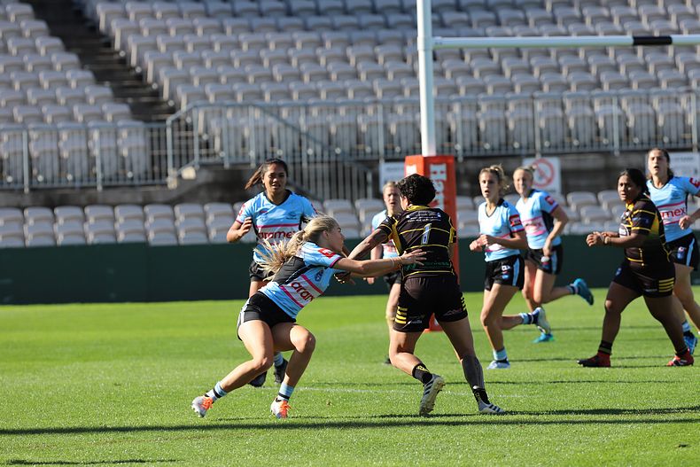 HNWP Semi Final Sharks v Mounties