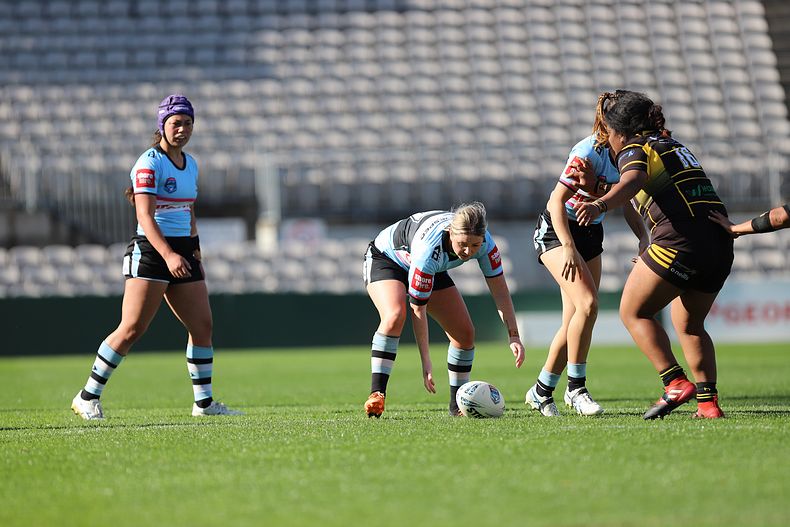 HNWP Semi Final Sharks v Mounties