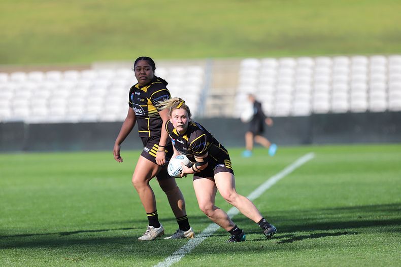 HNWP Semi Final Sharks v Mounties