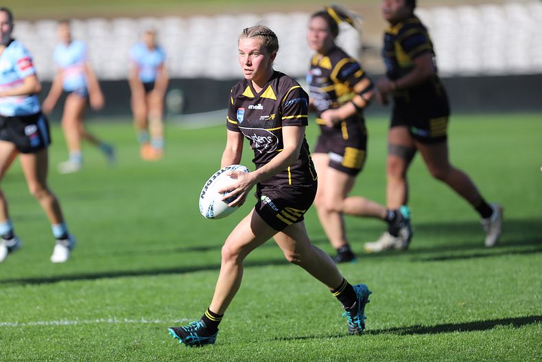 HNWP Semi Final Sharks v Mounties