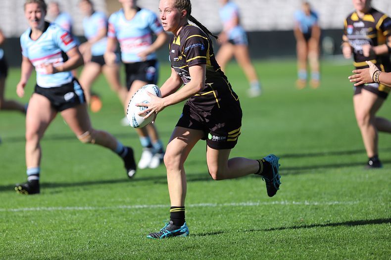HNWP Semi Final Sharks v Mounties