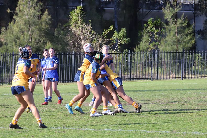 NSWCHS U16 Girls Day 1 Sydney Gold v Southern