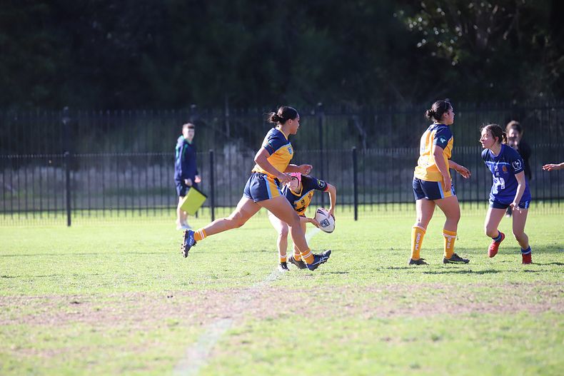 NSWCHS U16 Girls Day 1 Sydney Gold v Southern