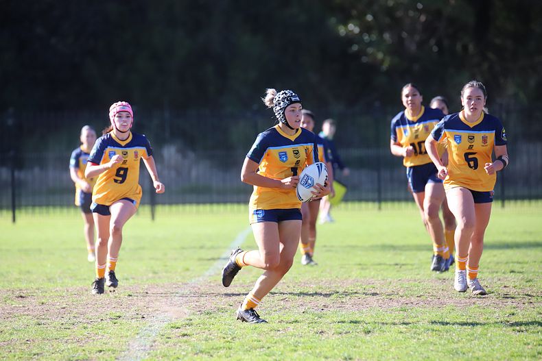 NSWCHS U16 Girls Day 1 Sydney Gold v Southern