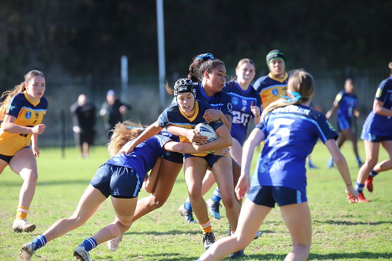 NSWCHS U16 Girls Day 1 Sydney Gold v Southern