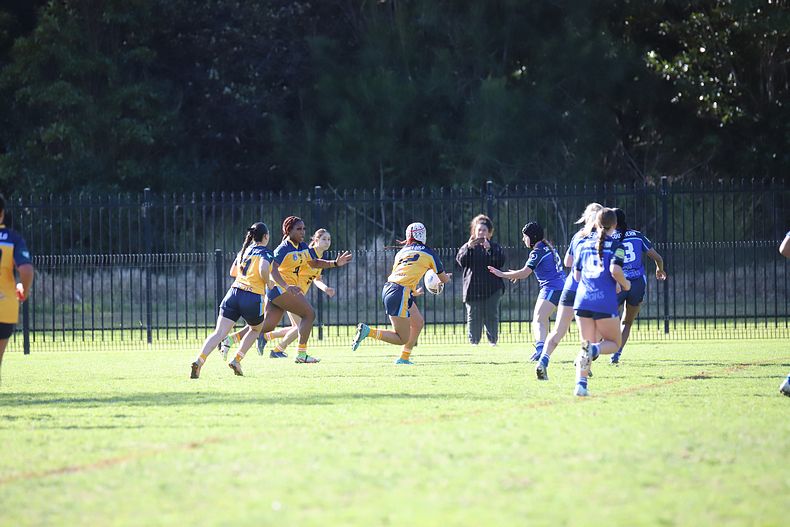 NSWCHS U16 Girls Day 1 Sydney Gold v Southern