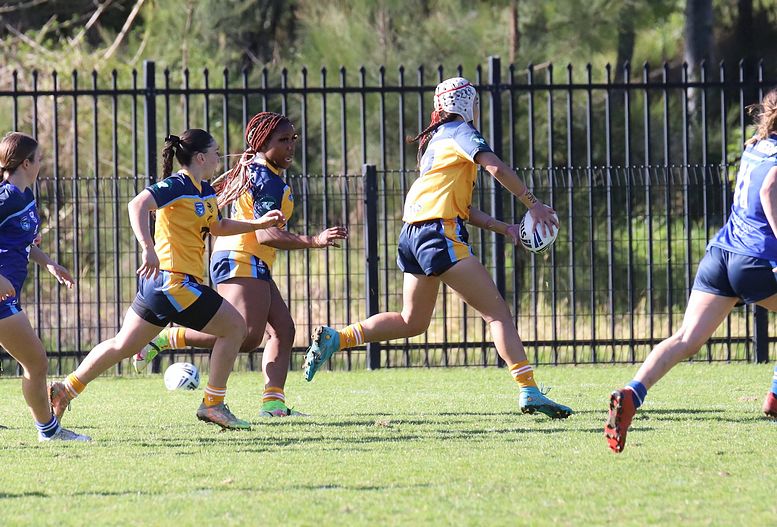NSWCHS U16 Girls Day 1 Sydney Gold v Southern