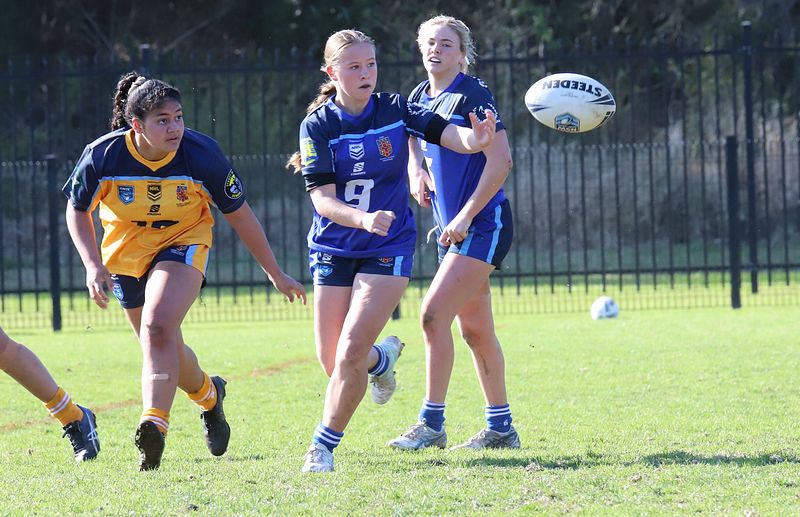NSWCHS U16 Girls Day 1 Sydney Gold v Southern