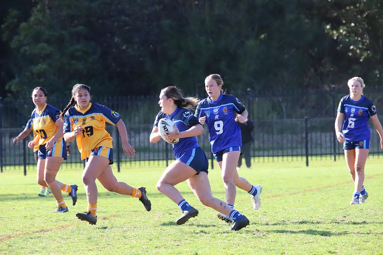NSWCHS U16 Girls Day 1 Sydney Gold v Southern