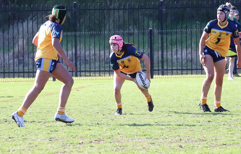 NSWCHS U16 Girls Day 1 Sydney Gold v Southern