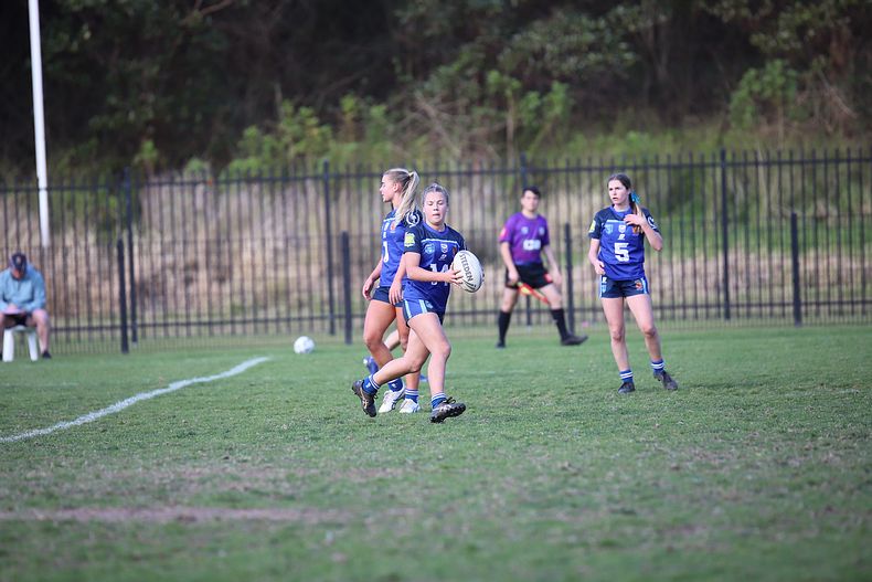 NSWCHS U16 Girls Day 1 Southern v Sydney RED