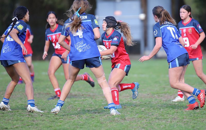 NSWCHS U16 Girls Day 1 Southern v Sydney RED