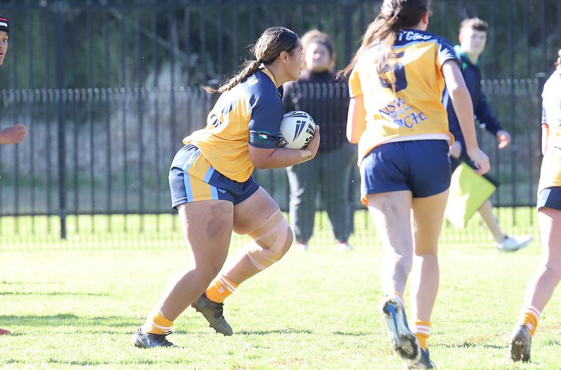 NSWCHS U16 Girls Day 1 Sydney Gold v Southern