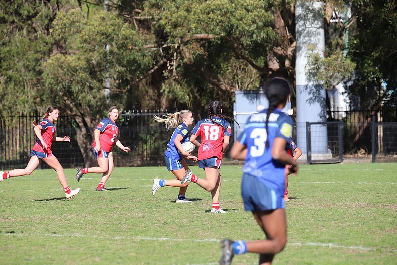 NSWCHS U16 Girls Day 1 Southern v Sydney RED