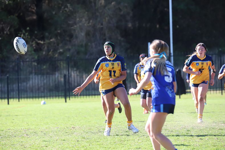 NSWCHS U16 Girls Day 1 Sydney Gold v Southern