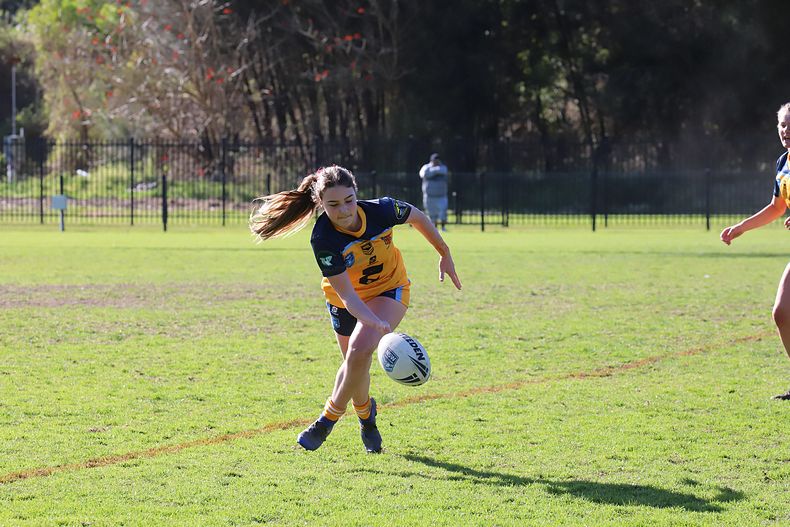 NSWCHS U16 Girls Day 1 Sydney Gold v Southern