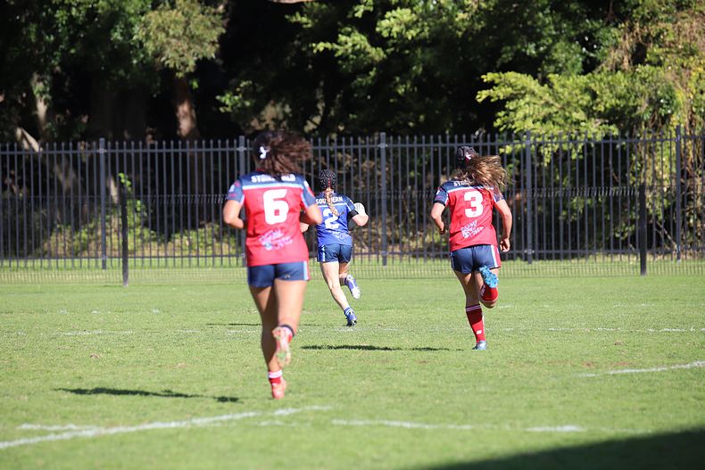 NSWCHS U16 Girls Day 1 Southern v Sydney RED