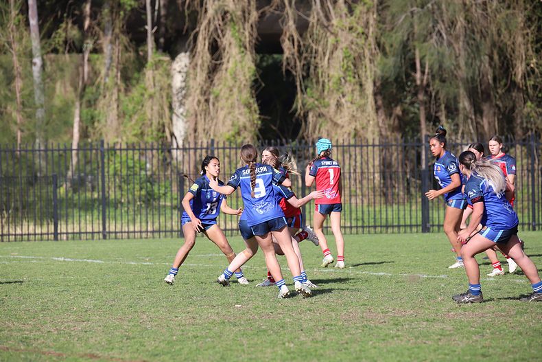 NSWCHS U16 Girls Day 1 Southern v Sydney RED