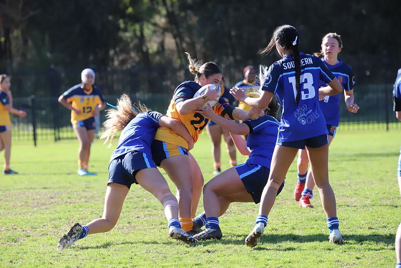 NSWCHS U16 Girls Day 1 Sydney Gold v Southern