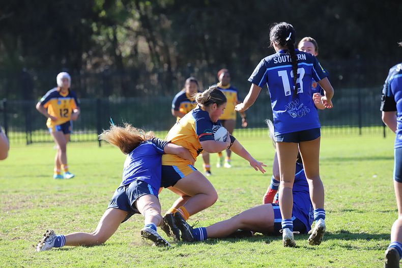 NSWCHS U16 Girls Day 1 Sydney Gold v Southern
