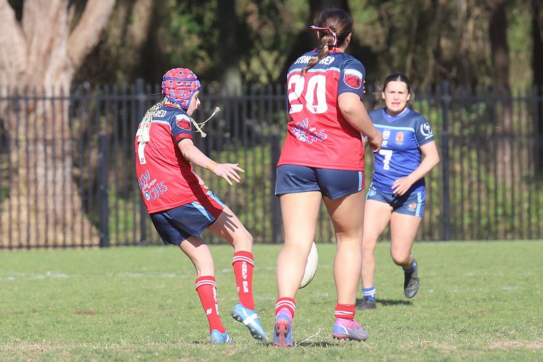 NSWCHS U16 Girls Day 1 Southern v Sydney RED